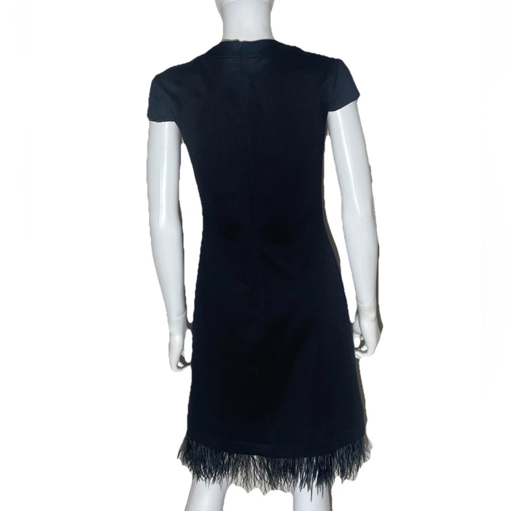 TRINA TURK Black Cut Out Stretch wool Feather Trimmed Sheath Dress Sz 6 
LBD - Picture 4 of 14